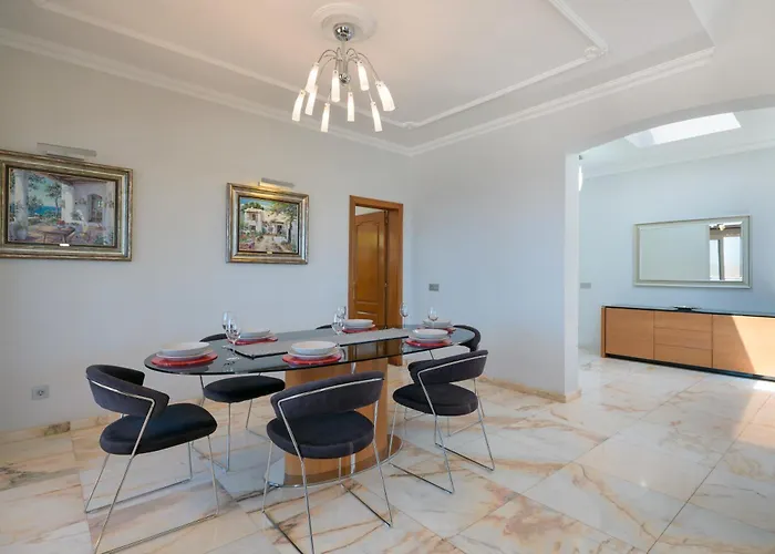 Loretta * Πουέρτο Ντελ Κάρμεν