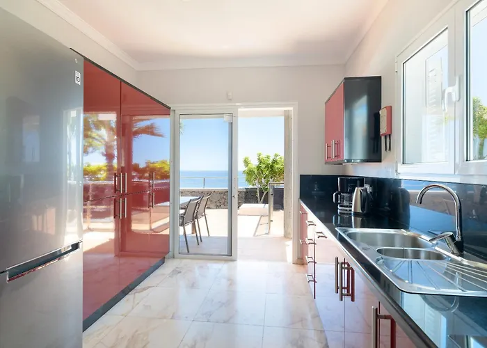 Loretta Πουέρτο Ντελ Κάρμεν