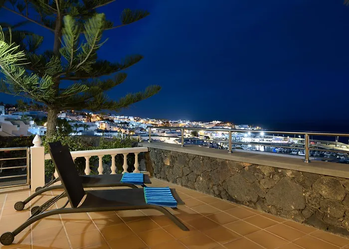 Loretta Willa Puerto del Carmen (Lanzarote)